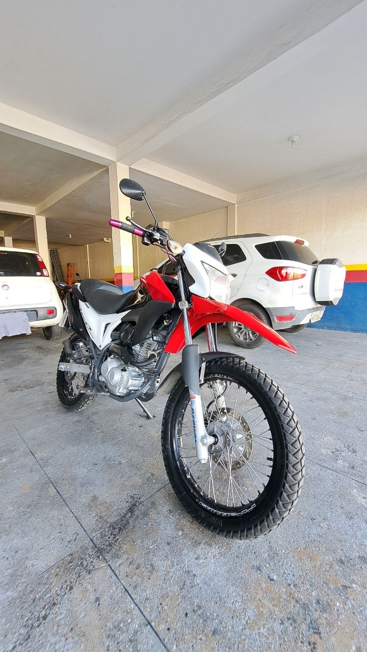 HONDA BROS 160 ESDD FRENTE DIREITA